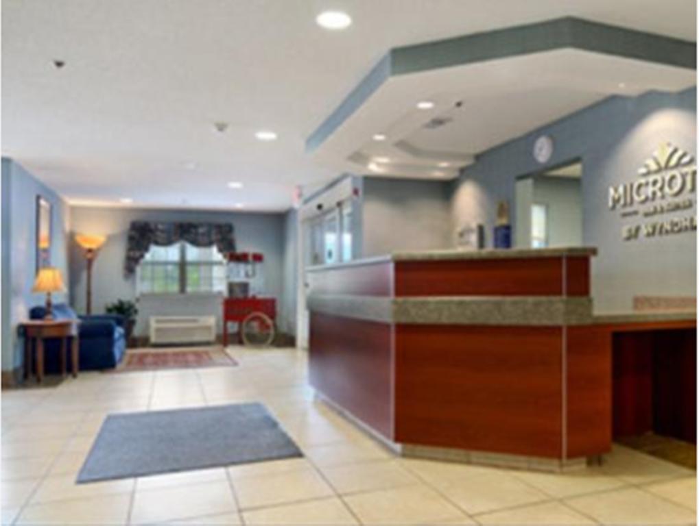 Microtel Inn & Suites By Wyndham Gardendale Interiør billede